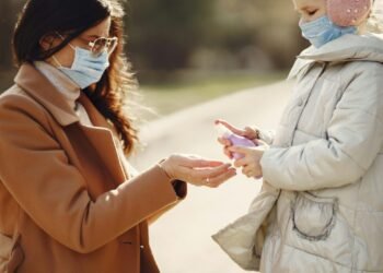 flu prevention strategies for families 2026 — Flu Prevention Strategies for Families 2026: 7 Essential Tips — Photo by Gustavo Fring on Pexels