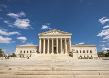 2026 Supreme Court Rulings Reshape US Policy — 2026 Supreme Court Rulings: Essential Guide to Policy Reshaping — Photo by Mark Stebnicki on Pexels