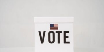 2026 Midterm Elections 2028 Frontrunners — 2026 Midterm Elections 2028 Frontrunners: Ultimate Guide — Photo by Sora Shimazaki on Pexels