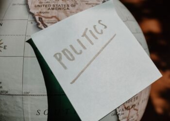 2026 Redistricting Battles Reshape Power — 2026 Redistricting Battles: 7 Essential Ways Power Shifts — Photo by Tara Winstead on Pexels