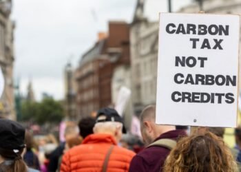 2026 Climate Science Discoveries — 2026 Climate Science Discoveries: 5 Urgent Shifts — Photo by Centre for Ageing Better on Pexels