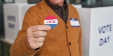 2026 Political Party Conventions Guide — 2026 Political Party Conventions Guide: Essential for Voters — Photo by Edmond Dantès on Pexels